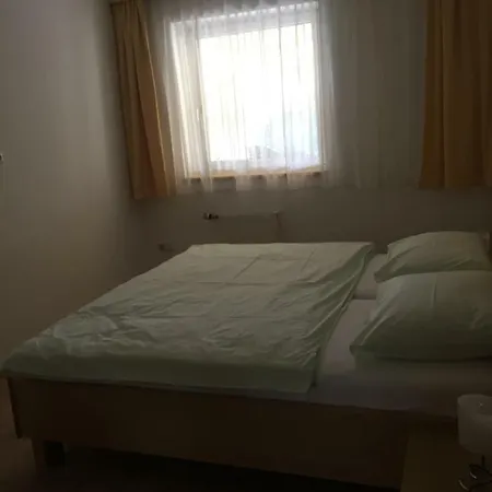 Apartment Central *